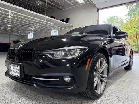 Used 2018 BMW 330i xDrive Sedan image 5