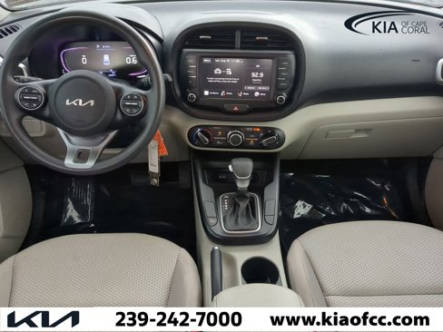 Certified 2023 Kia Soul LX image 13