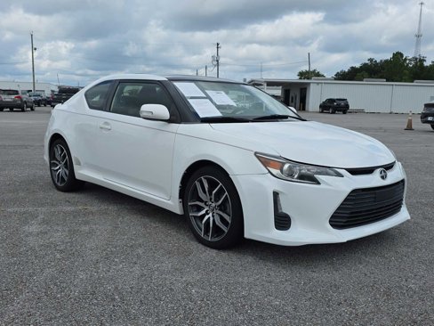 Used 2014 Scion tC image 2