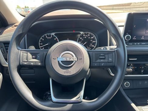 Certified 2023 Nissan Rogue S image 16