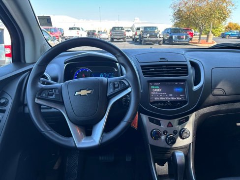 Used 2016 Chevrolet Trax LT w/ LT Sun and Sound Package image 20
