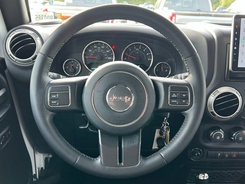 Used 2017 Jeep Wrangler Unlimited Sahara w/ Max Tow Package image 34