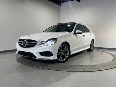 Used 2015 Mercedes-Benz E 350 Sedan image 2