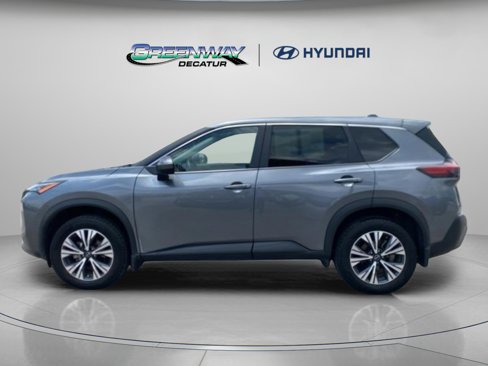Used 2023 Nissan Rogue SV image 4