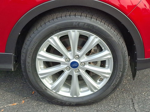 Used 2019 Ford Escape SEL image 8