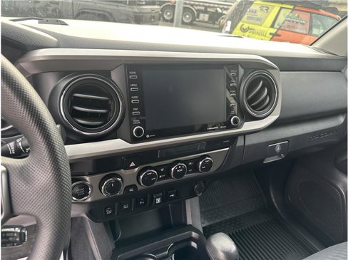 Used 2023 Toyota Tacoma 4x4 Double Cab image 19