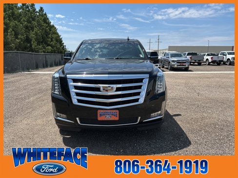 Used 2018 Cadillac Escalade Luxury image 9
