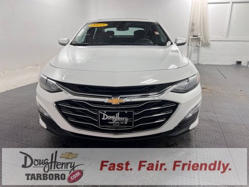 Used 2023 Chevrolet Malibu LT w/ Driver Confidence Package image 2