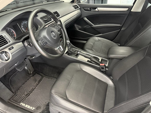 Used 2014 Volkswagen Passat 1.8T SE image 15
