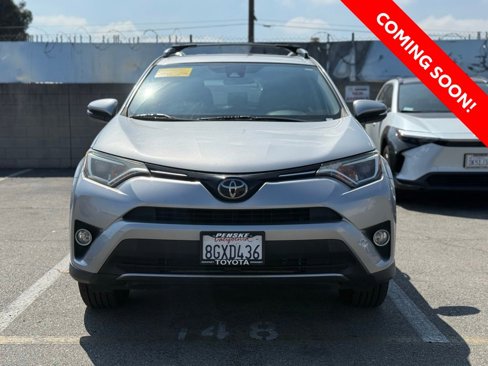 Used 2018 Toyota RAV4 XLE image 2