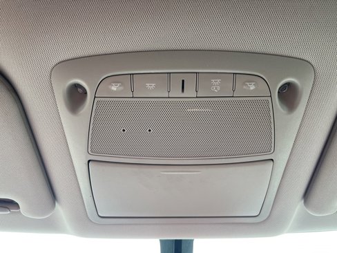 Used 2020 Nissan Pathfinder SV image 32