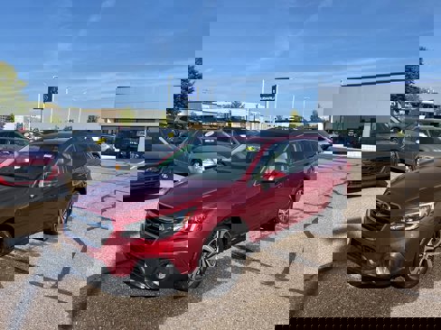 Used 2018 Subaru Outback 2.5i Limited image 1
