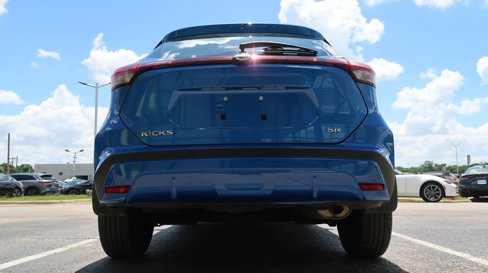 Used 2023 Nissan Kicks SR w/ SR Premium Package image 10