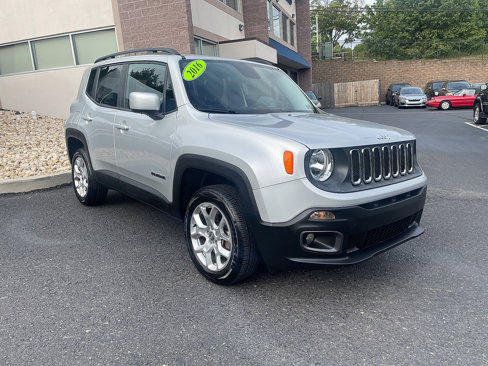 Used 2016 Jeep Renegade Latitude image 16