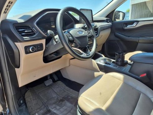 Used 2022 Ford Escape SEL image 17