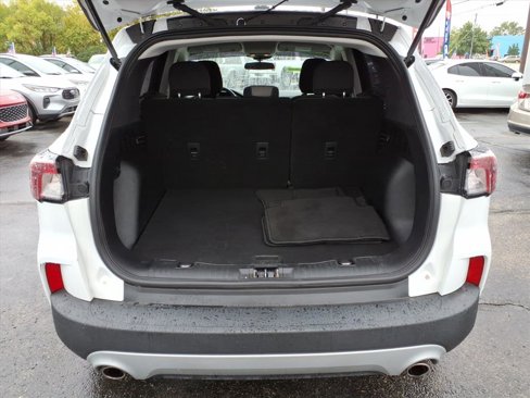 Used 2022 Ford Escape S image 10