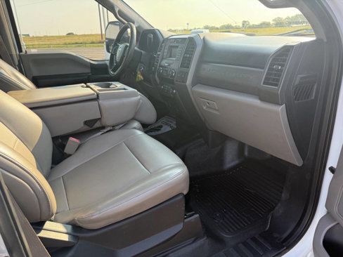 Used 2019 Ford F250 XL w/ Power Equipment Group image 32
