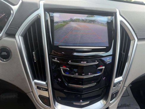 Used 2015 Cadillac SRX Luxury image 29