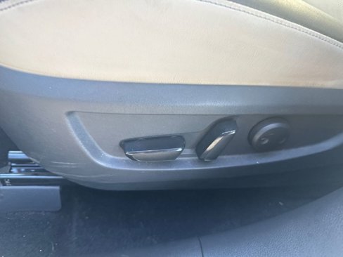 Used 2019 INFINITI QX50 Essential image 14