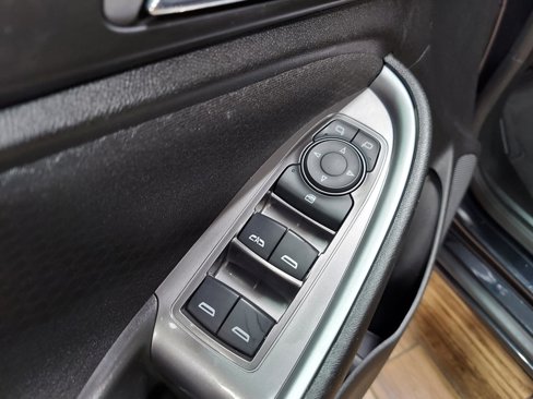 Used 2023 Chevrolet Malibu LT image 38
