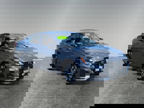 Used 2024 Nissan Altima 2.5 S image 7