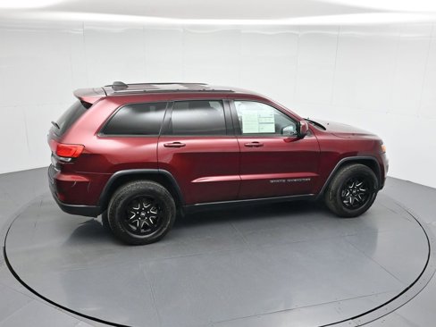 Used 2017 Jeep Grand Cherokee Laredo image 41