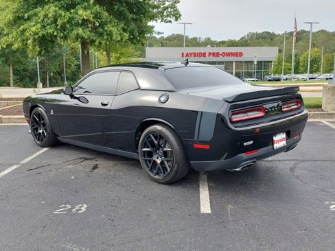 Used 2015 Dodge Challenger R/T Scat Pack w/ Scat Pack Appearance Package image 15