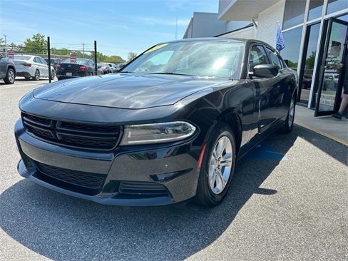 Used 2022 Dodge Charger SXT image 6