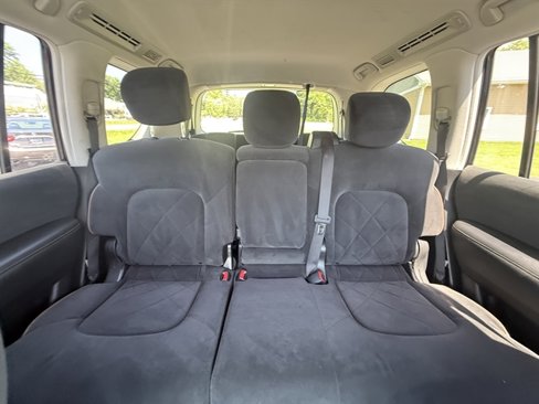 Used 2017 Nissan Armada SV image 27