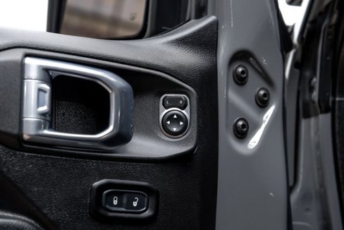 Used 2022 Jeep Wrangler Unlimited Rubicon w/ Steel Bumper Group image 79