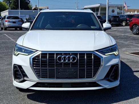 Used 2022 Audi Q3 2.0T Premium Plus w/ Premium Plus Package image 2