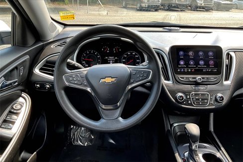 Used 2023 Chevrolet Malibu LT image 8