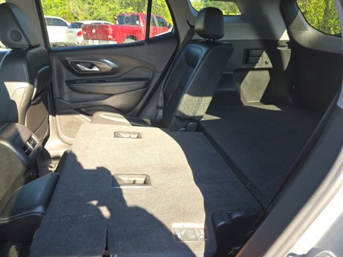 Certified 2024 GMC Terrain SLT image 29
