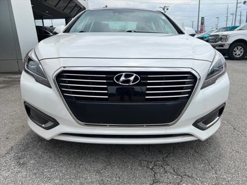 Used 2016 Hyundai Sonata Limited w/ Option Group 02 image 8