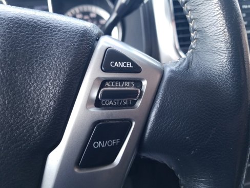 Used 2017 Nissan Titan PRO-4X image 15