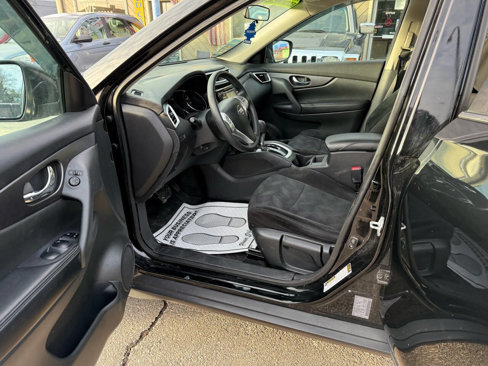 Used 2016 Nissan Rogue S image 34