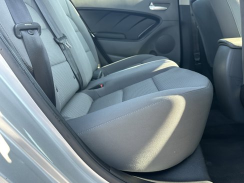 Used 2017 Kia Forte LX image 17