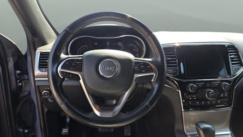 Used 2019 Jeep Grand Cherokee Limited w/ Luxury Group II image 16