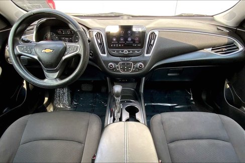 Used 2021 Chevrolet Malibu LT image 15