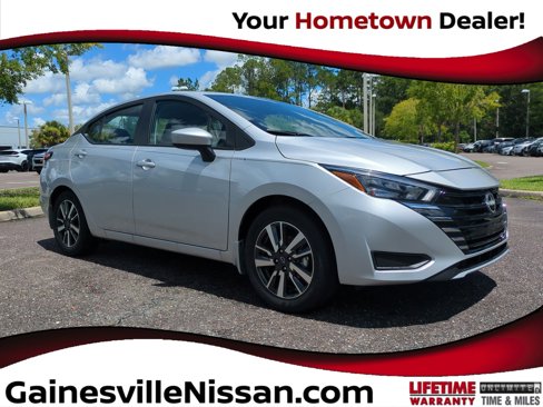 New 2025 Nissan Versa SV w/ Trunk Package image 1