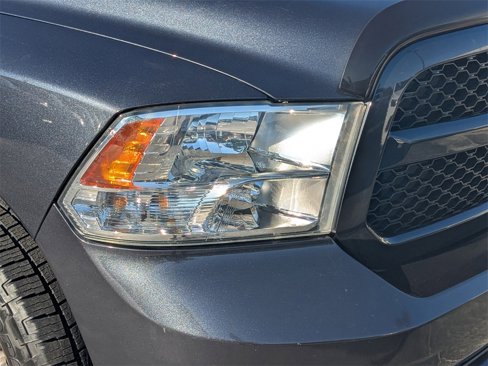 Used 2018 RAM 1500 Express w/ Express Value Package image 10
