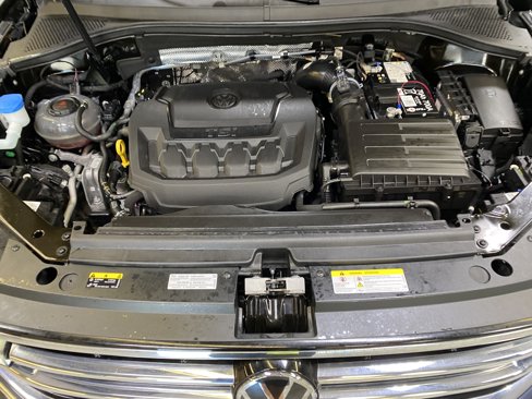 Used 2024 Volkswagen Tiguan SE image 10