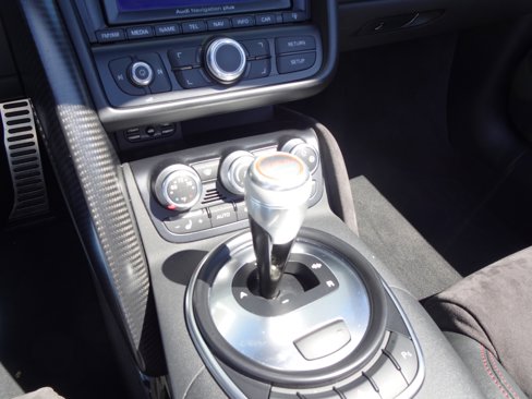 Used 2012 Audi R8 GT image 15