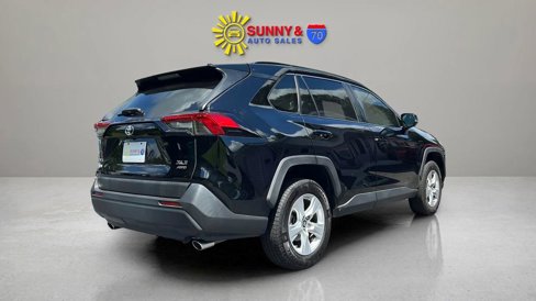 Used 2019 Toyota RAV4 XLE w/ Convenience Package image 7