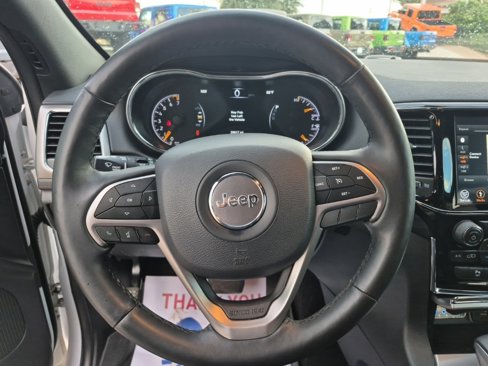 Used 2019 Jeep Grand Cherokee Altitude image 34