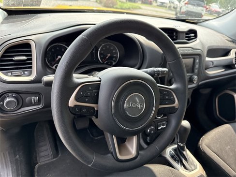 Used 2017 Jeep Renegade Sport w/ Power & Air Group image 17