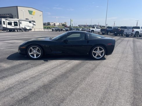 Used 2006 Chevrolet Corvette Coupe w/ Preferred Equipment Group image 8