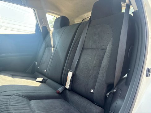Used 2014 Nissan Rogue S image 14