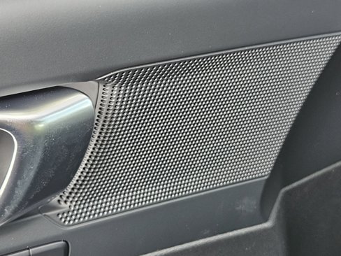 New 2026 Volvo XC40 B5 Core image 21