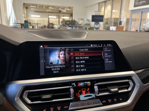 Used 2019 BMW 330i xDrive Sedan w/ Premium Package image 25